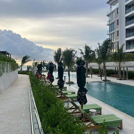 Apartamento De Lujo Frente Al Mar En