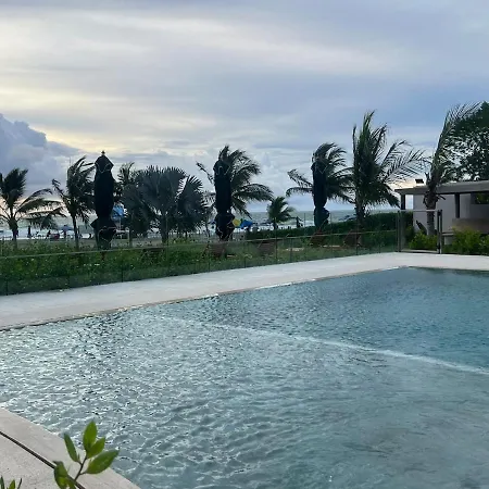 De Lujo Frente Al Mar En Apartamento *